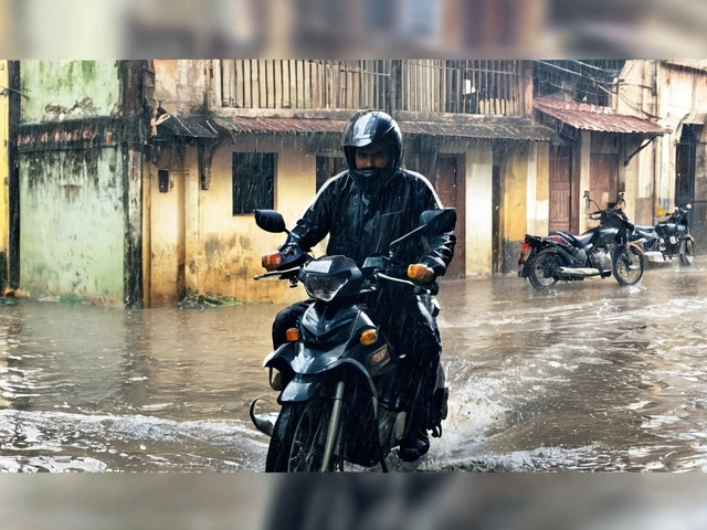 पुणे में भारी बारिश से बाढ़ का खतरा बढ़ा, मकान जलमग्न, नागरिकों को सुरक्षित स्थानों पर भेजा गया